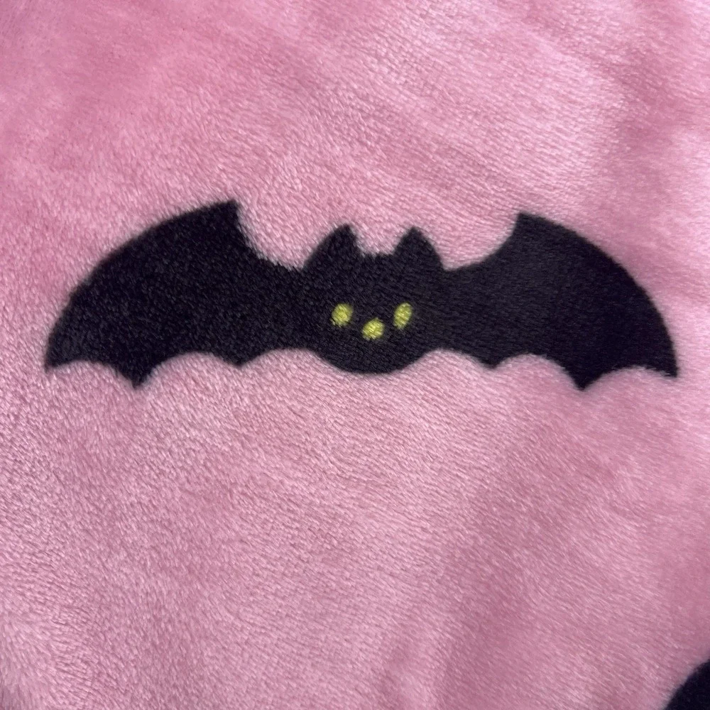 Hello Kitty Halloween Pumpkin Mummy Bats Candy 50 x 70 Plush Throw Blanket 🎃🍭